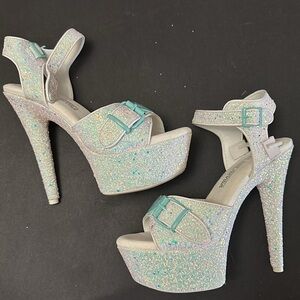 NWT- Hustler Xtra Glitter platform Dancing Heels